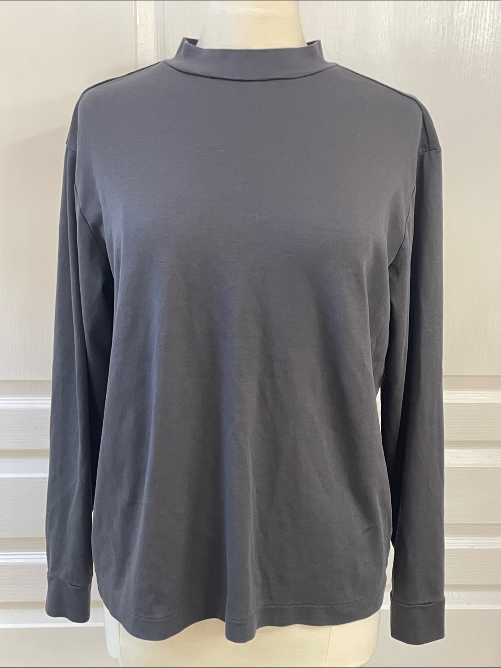 Murano Liquid Luxury Men's Long-Sleeve Mock Neck Shirt - Charcoal Gray